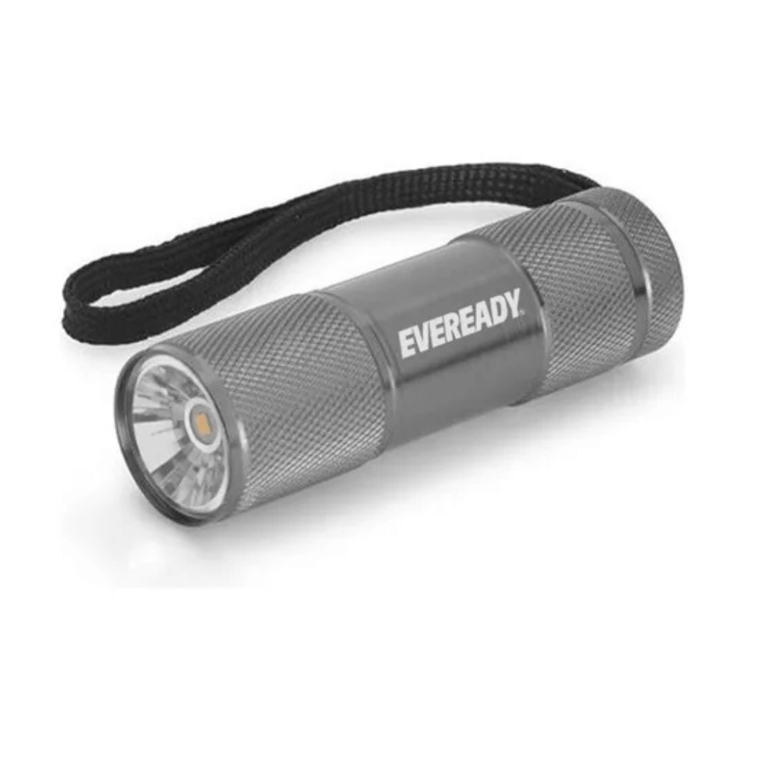 Linterna Eveready Metálica Led 3 Pilas Aaa Incluidas X 12und