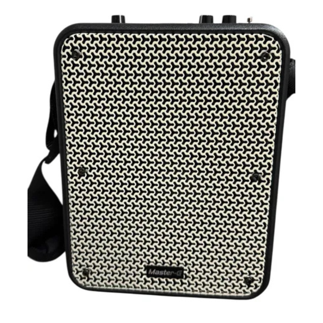 PARLANTE PORTATIL KARAOKE TWS MASTER-G MGFREESTYLE + MICROFONO NEGRO