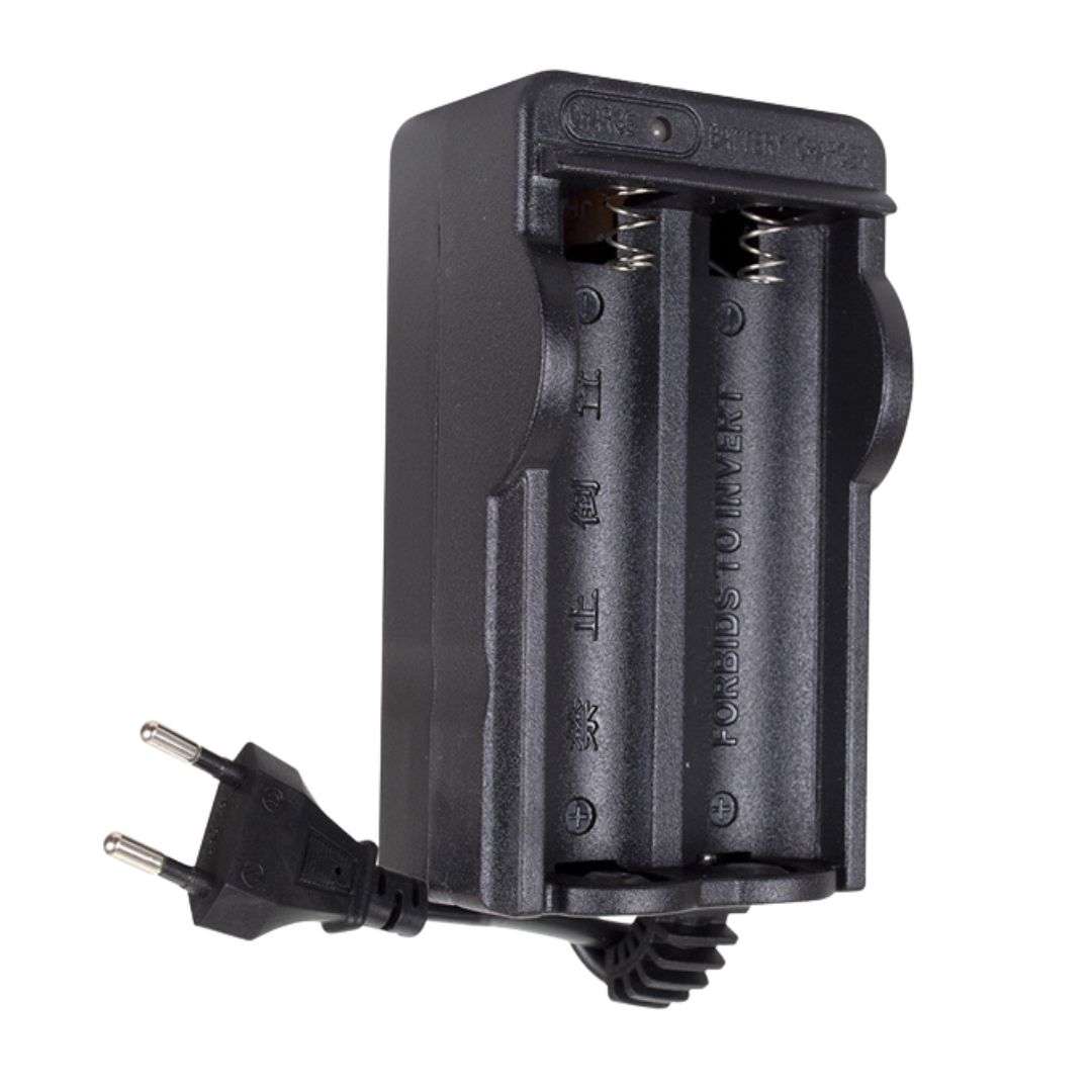Cargador de Baterias Li-Ion (18650) Philco 42PLCLT101